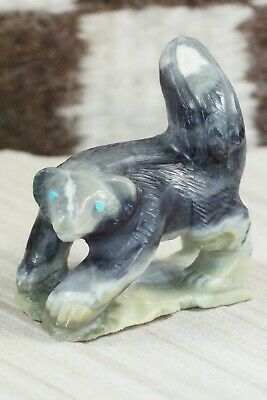 Badger Zuni Fetish Carving - Derrick Kaamasee