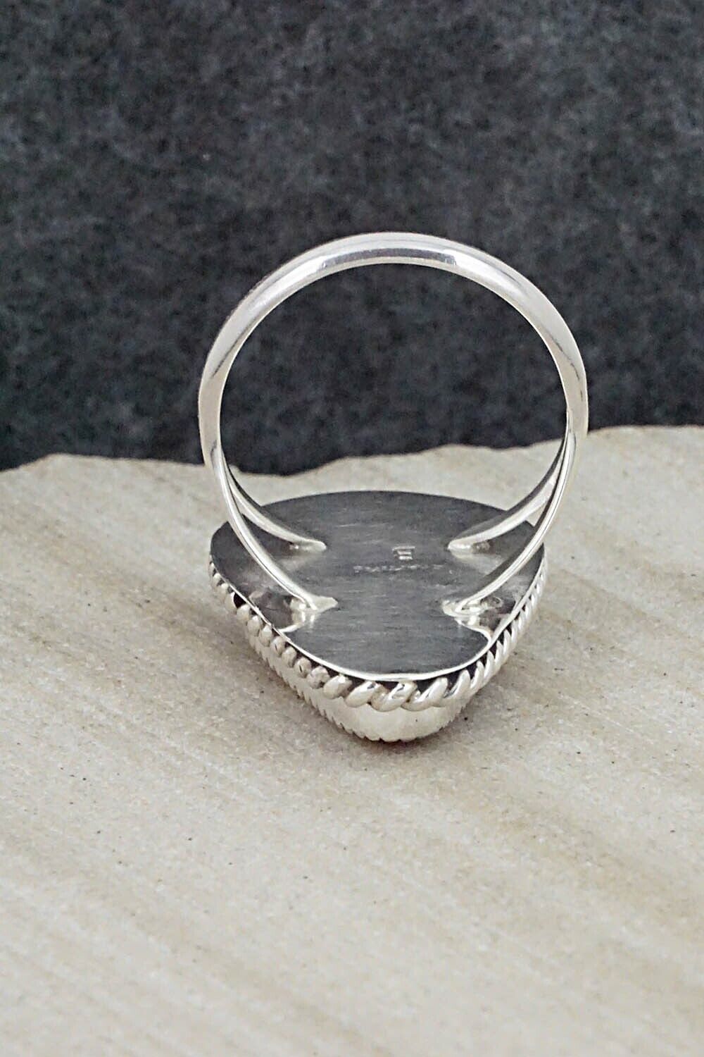Spiny Oyster & Sterling Silver Ring - Benjamin Martinez - Size 8