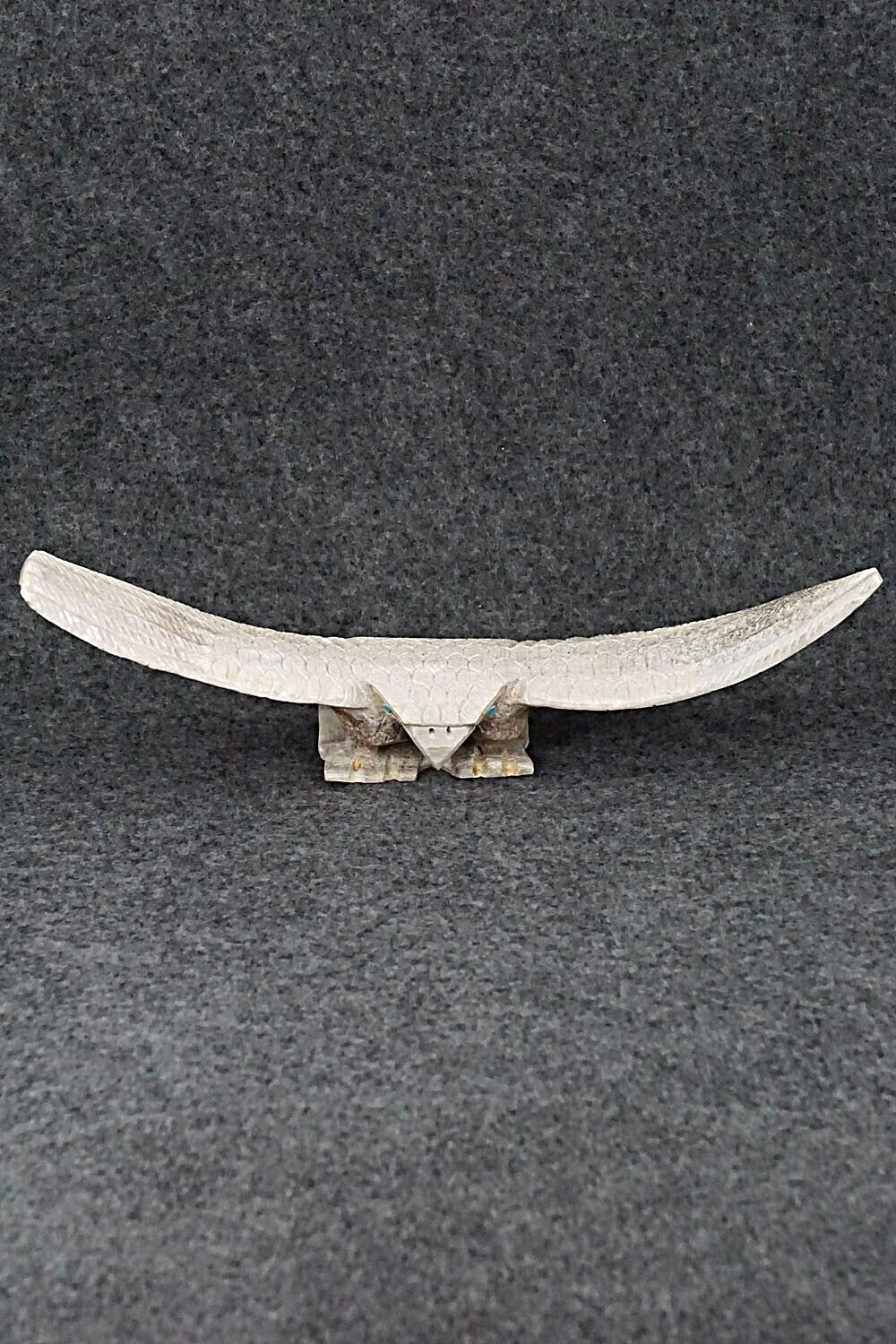 Eagle Zuni Fetish Carving - Garrick Weeka