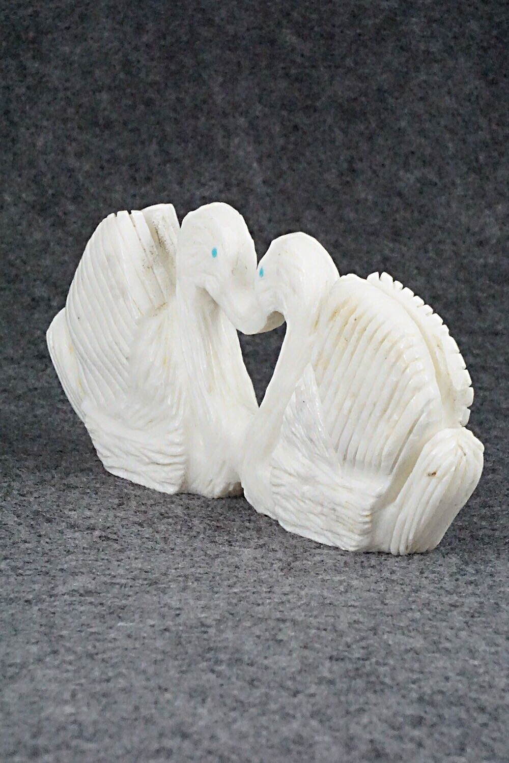 Swan Zuni Fetish Carving - Kevin Quam