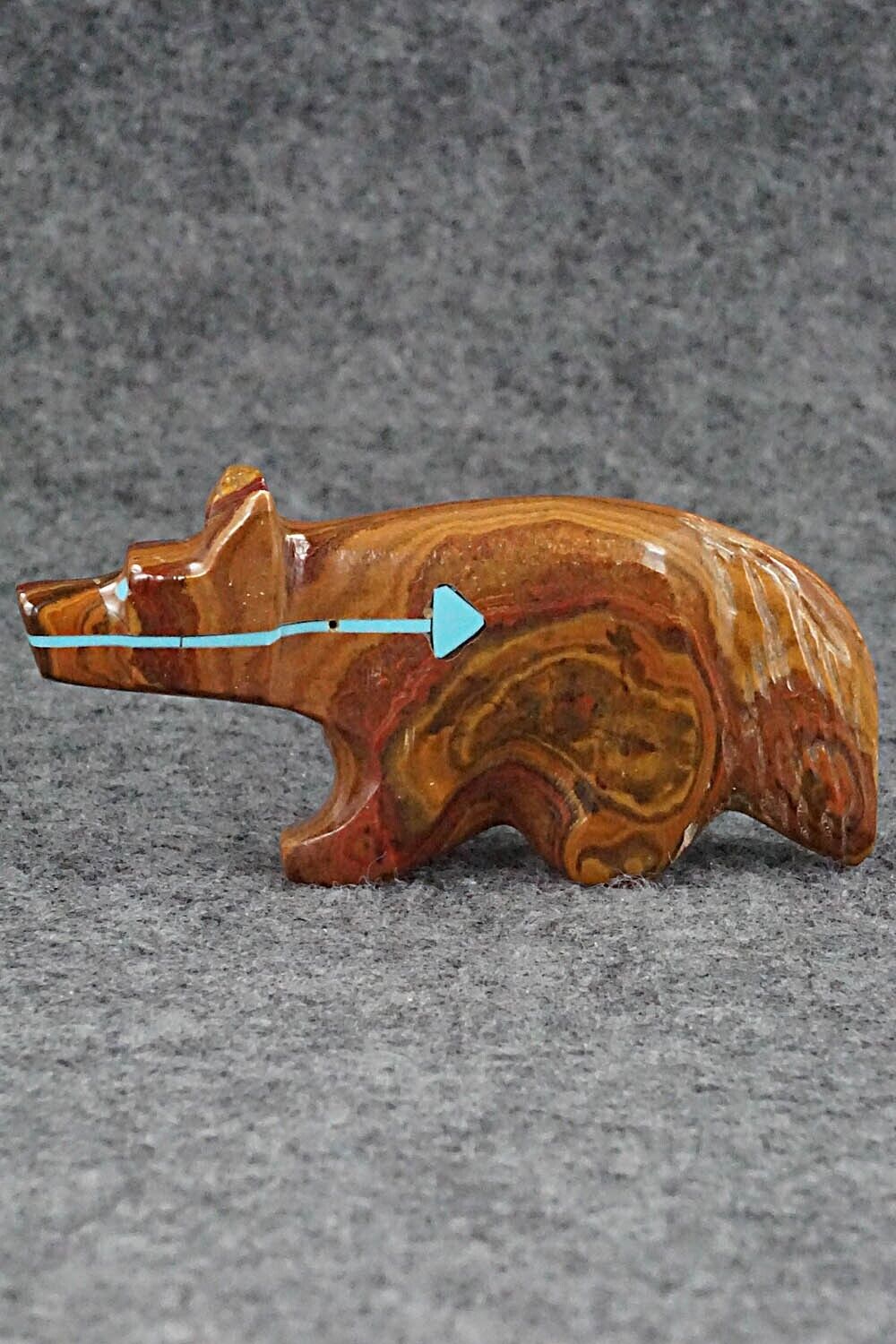 Wolf Zuni Fetish Carving - Rodney Laiwakete