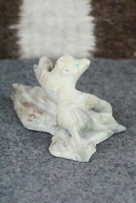 Wolf Zuni Fetish Carving - Calvin Weeka Jr.