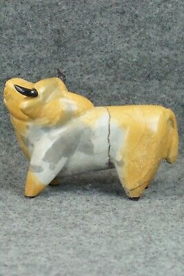 Bull Zuni Fetish Carving - Enrike Leekya
