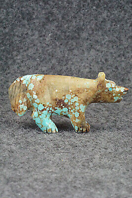 Wolf Zuni Fetish Carving - Andres Quandelacy
