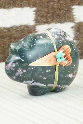 Bear Zuni Fetish Carving - Daphne Quam