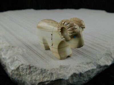 Ram Zuni Fetish Carving - Rodney Laiwakete - High Lonesome Trading