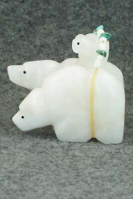 Bear Zuni Fetish Carving - Ed Lementino