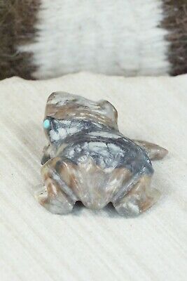 Frog Zuni Fetish Carving - Dana Malani