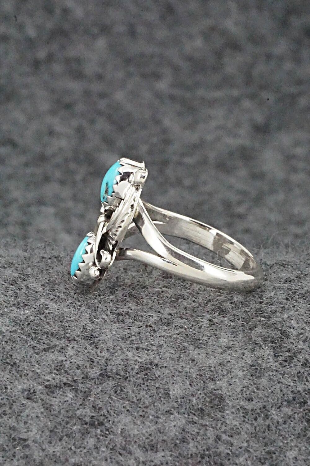 Turquoise & Sterling Silver Ring - William Begay - Size 6.5