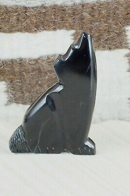 Wolf Zuni Fetish Carving - Josh Leekity