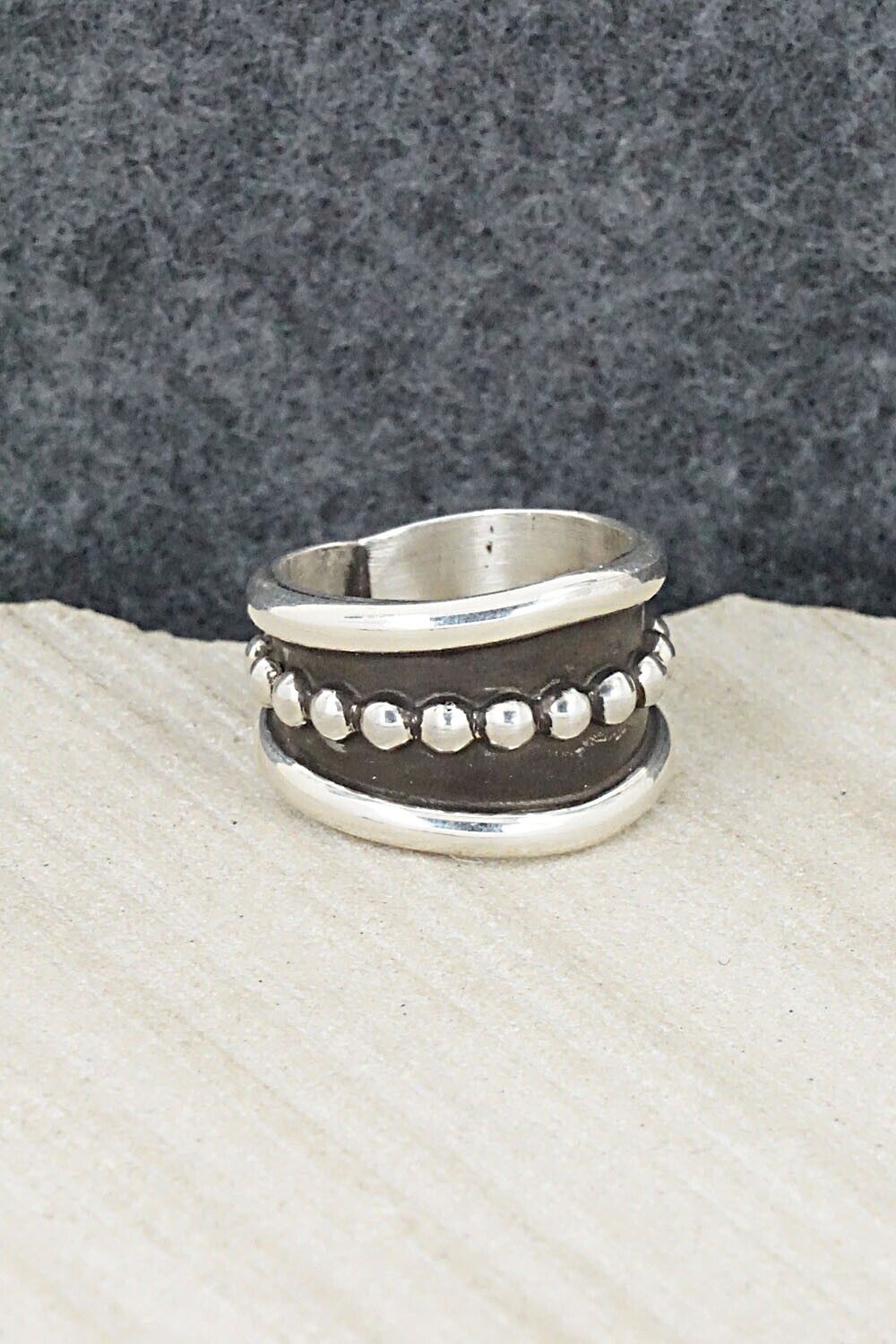 Sterling Silver Ring - Tom Hawk - Size 7.5