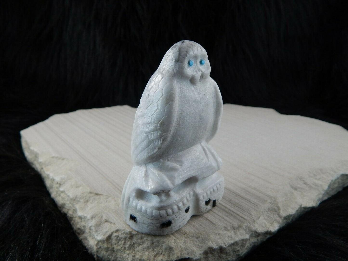 Owl Zuni Fetish Carving - Derrick Kaamasee - High Lonesome Trading