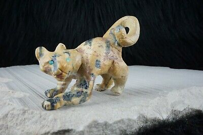 Mountain Lion Zuni Fetish Carving - Dan Quam - High Lonesome Trading