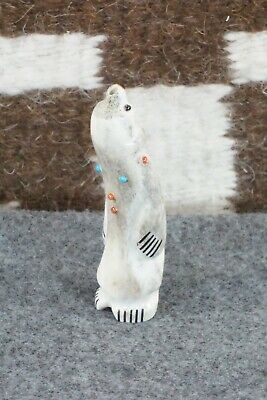 Bear Zuni Fetish Carving - Claudia Peina
