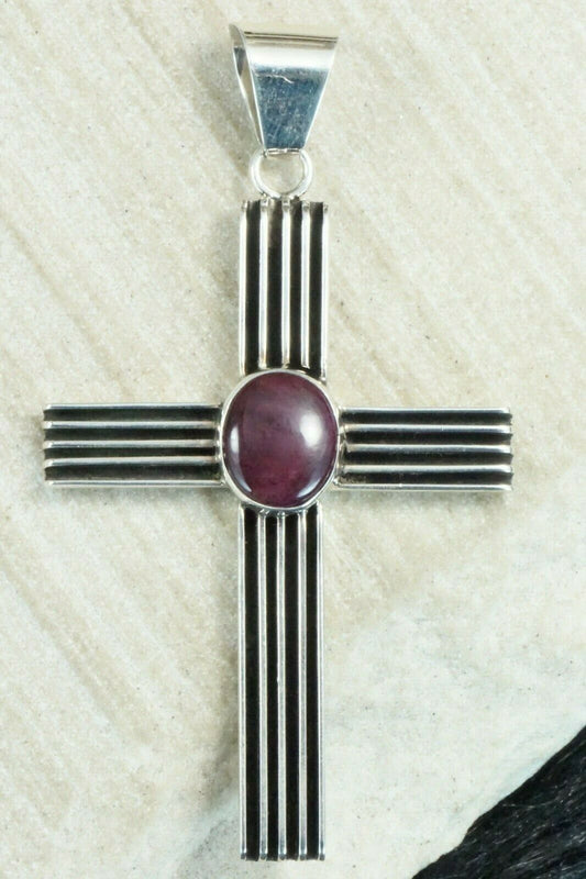 Spiny Oyster & Sterling Silver Pendant - Francis Jones