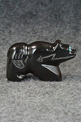 Bear Zuni Fetish Carving - Jared Amesoli