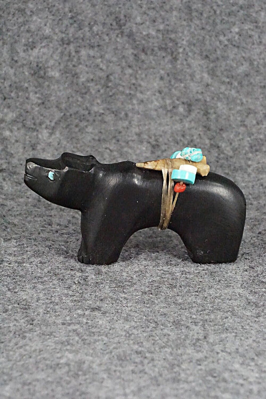 Bear Zuni Fetish Carving - Narrin Bowannie