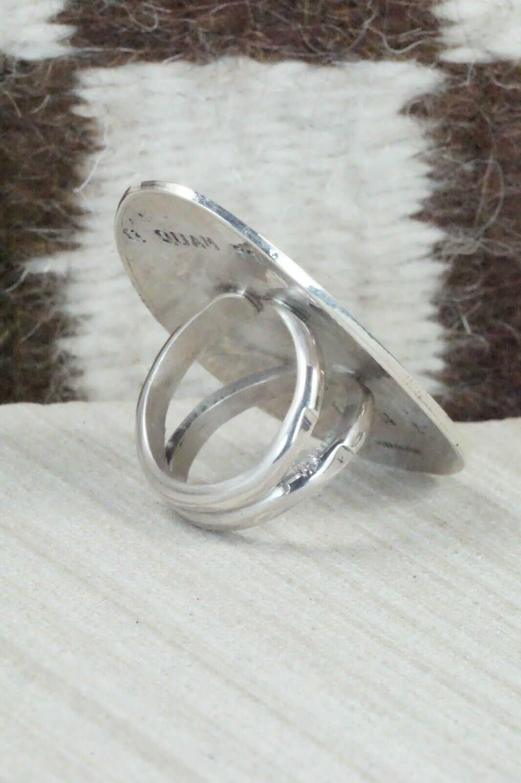 Inlay Coral & Sterling Silver Ring - Quintin Quam - Size 7.5