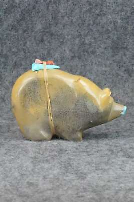 Bear Zuni Fetish Carving - Enrike Leekya