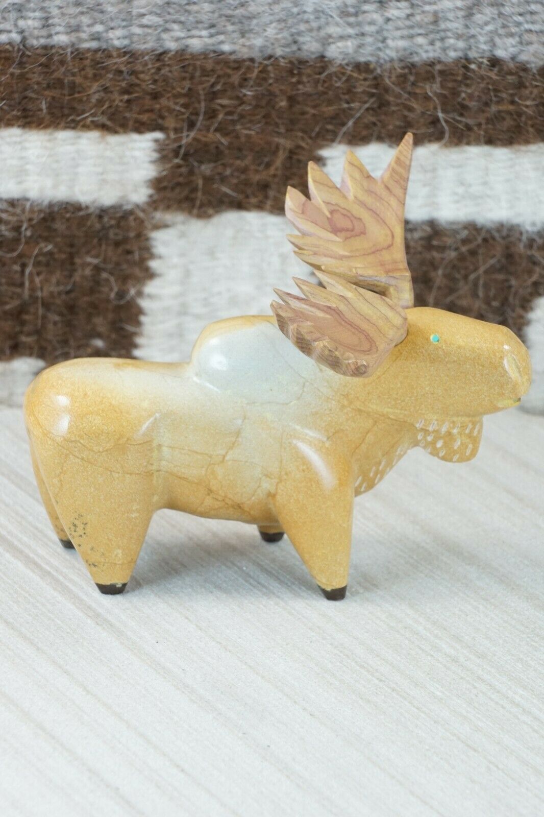 Moose Zuni Fetish Carving - Enrike Leekya
