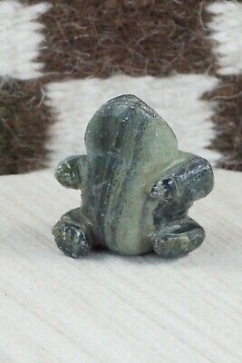 Frog Zuni Fetish Carving - Marcus Yuselew