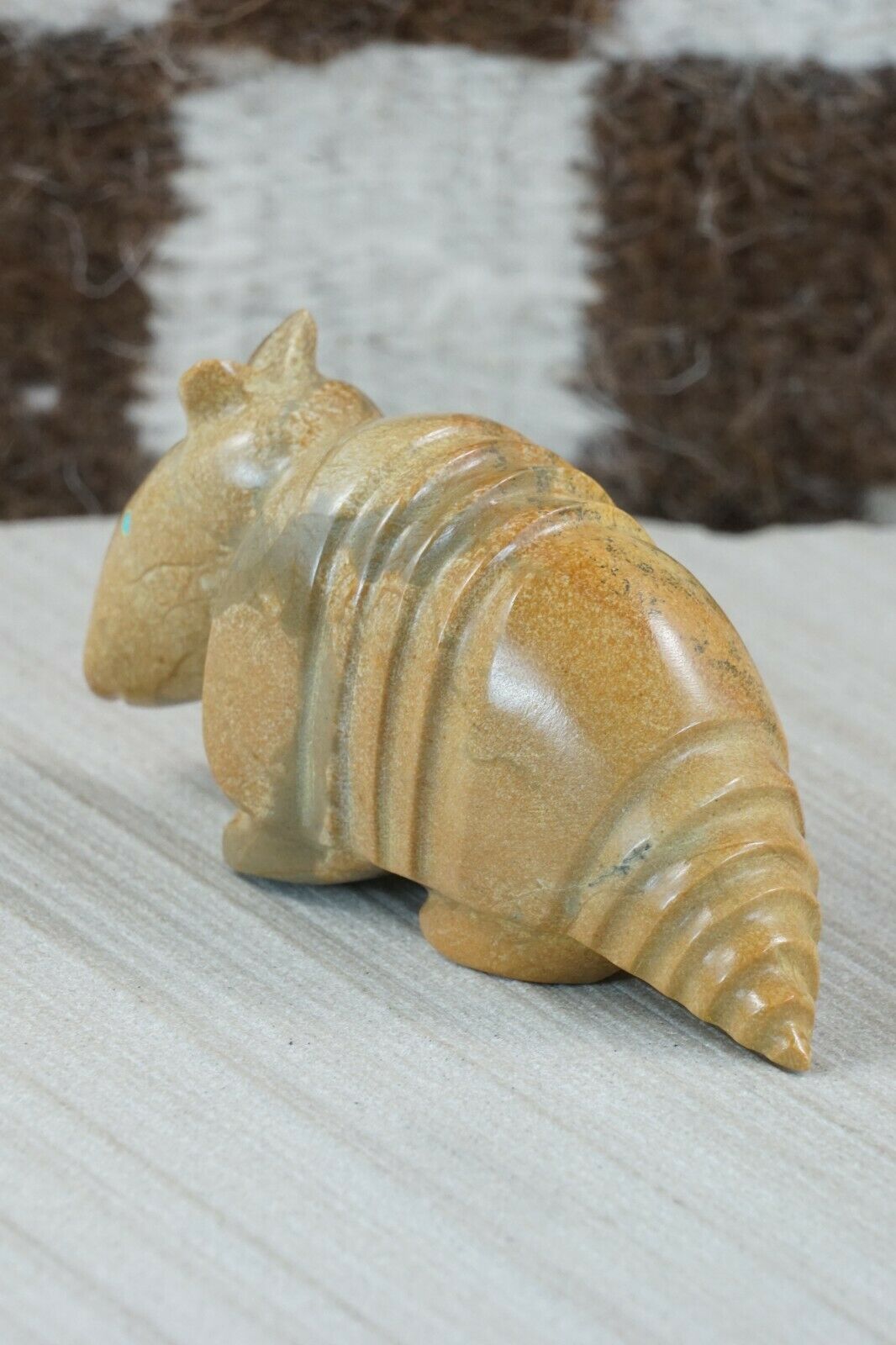 Armadillo Zuni Fetish Carving - Enrike Leekya