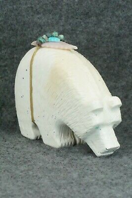 Bear Zuni Fetish Carving - Douglas Martza