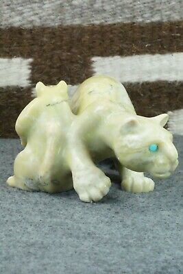 Mountain Lion Zuni Fetish Carving - Albert Eustace