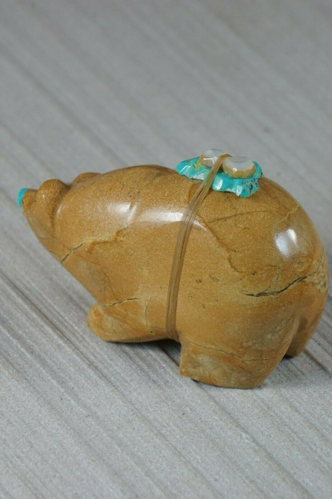 Bear Zuni Fetish Carving - Enrike Leekya - High Lonesome Trading
