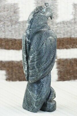 Eagle Zuni Fetish Carving - Jon Quam