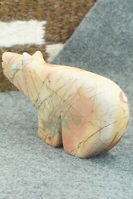 Bear Zuni Fetish Carving - Ronnie Lunasee