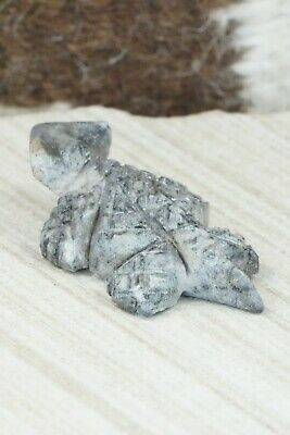 Horned Toad Zuni Fetish Carving - Carl Etsate