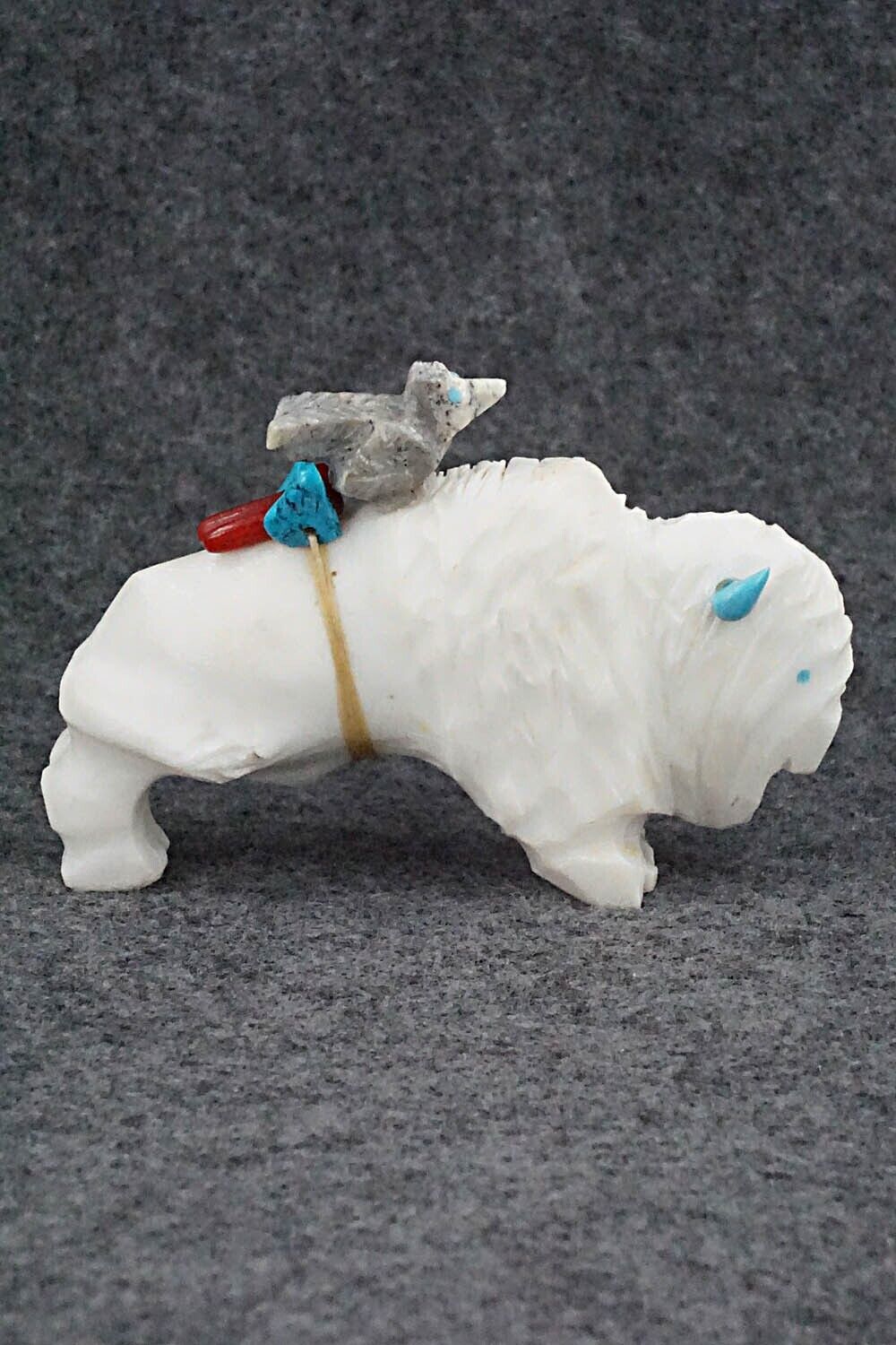 Buffalo & Bird Zuni Fetish Carving - Kevin Quam