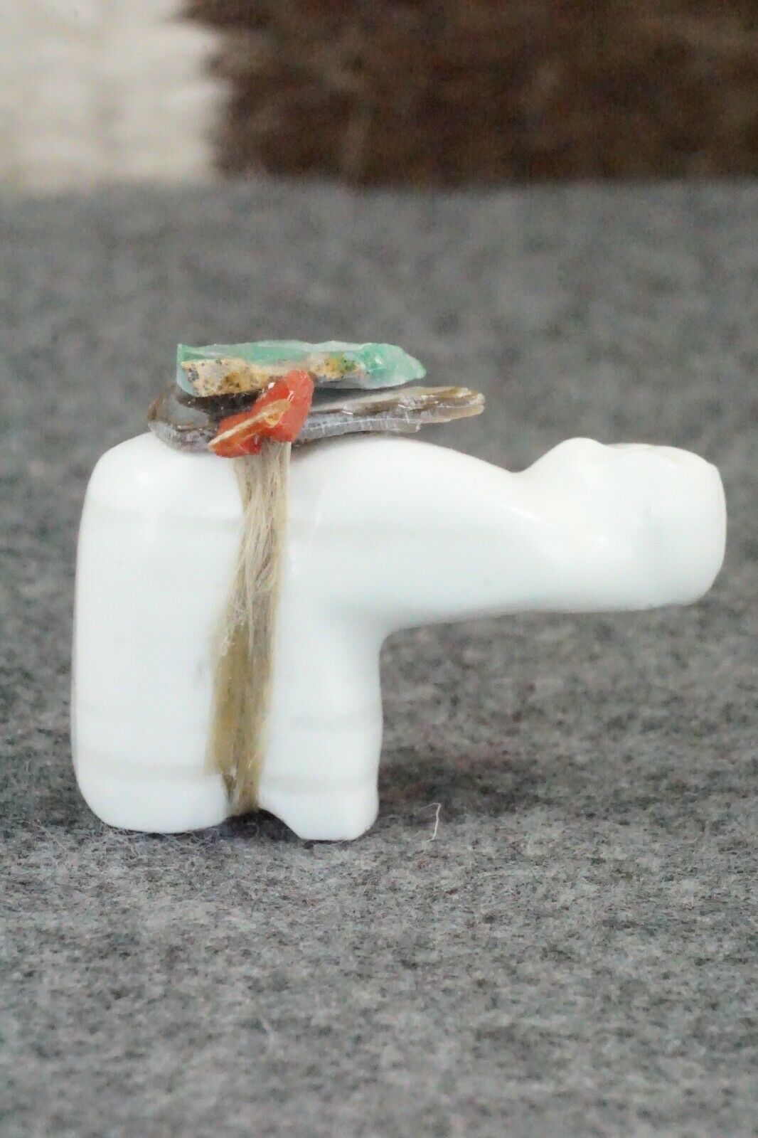 Bear Zuni Fetish Carving - Lance Deysee