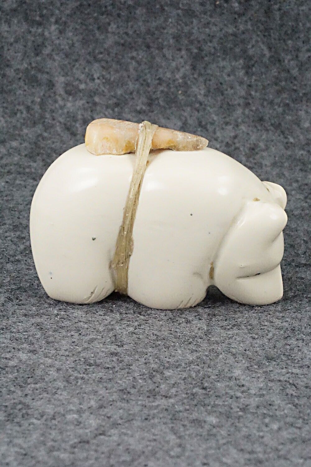 Bear Zuni Fetish Carving - Justin Red Elk