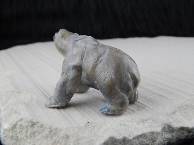 Bear Zuni Fetish Carving - Herbert Him - High Lonesome Trading