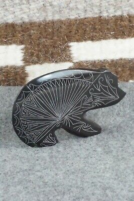 Bear Zuni Fetish Carving - Jonathan Natewa