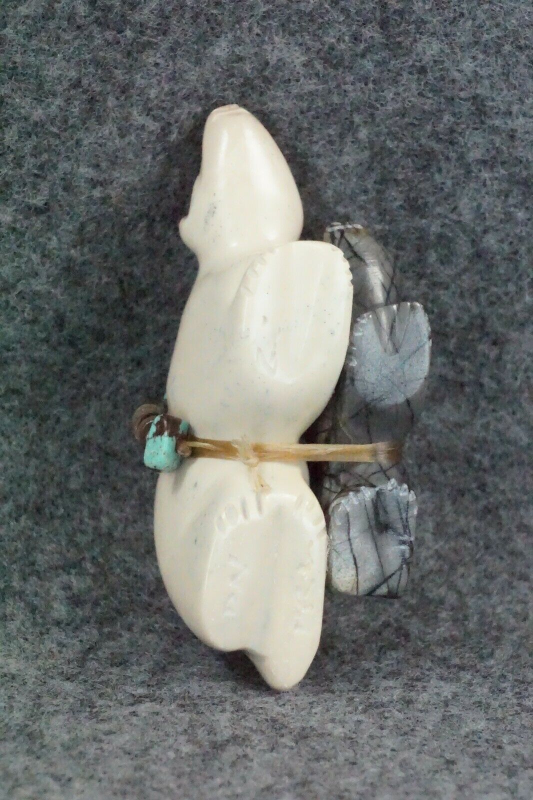 Bear Zuni Fetish Carving - Daisy Natewa