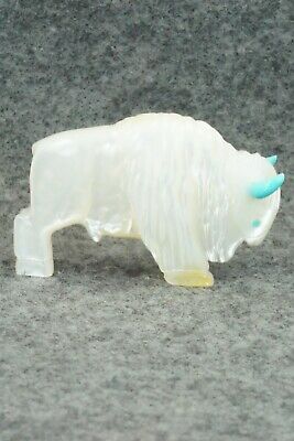 Buffalo Zuni Fetish Carving - Andres Quandelacy
