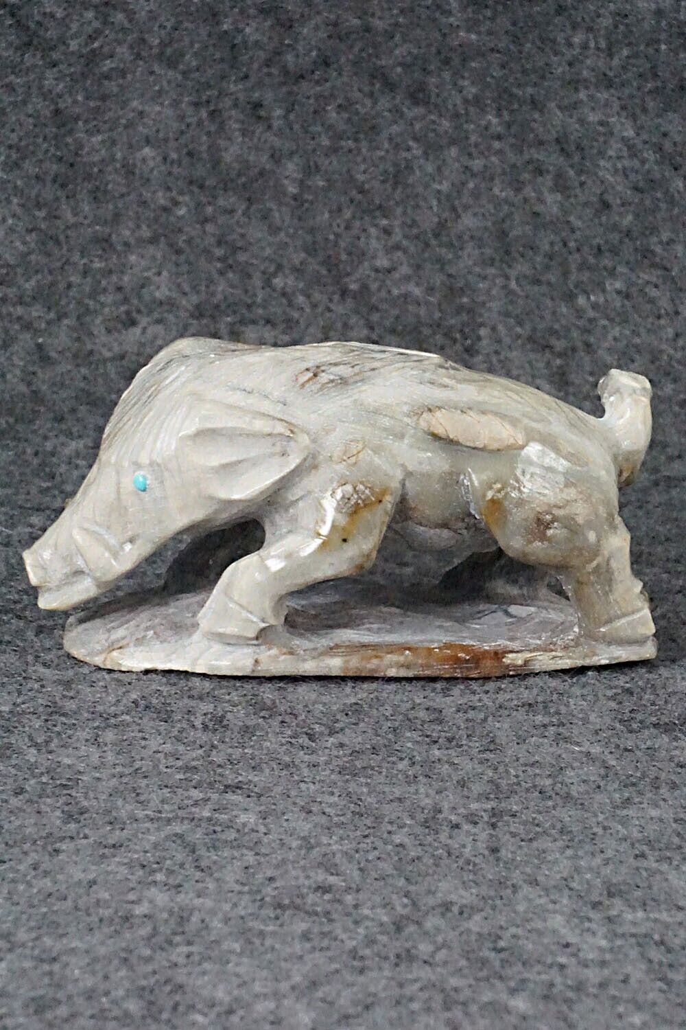 Hog Zuni Fetish - Derrick Kaamasee