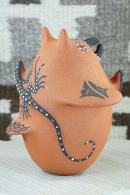 Zuni Pottery - Lorenda Cellicion