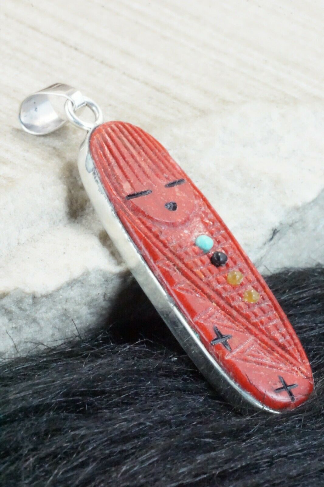 Spiny Oyster & Sterling Silver Pendant - Stuart Quandelacy
