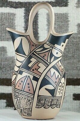 Hopi Pottery - D. Yesslith