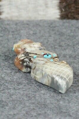 Lizard Zuni Fetish Carving - Danette Laate