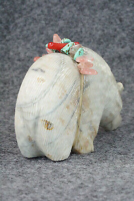 Bear Zuni Fetish Carving - Paulette Quam