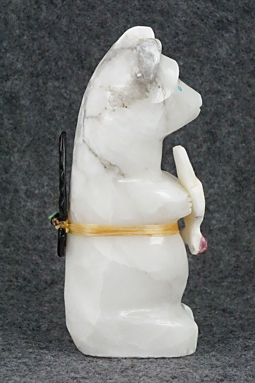 Bear Zuni Fetish Carving - Peter Gasper