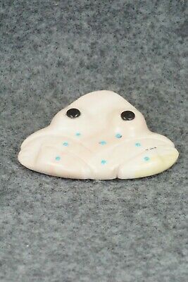 Frog Zuni Fetish Carving - Reynold Lunasee