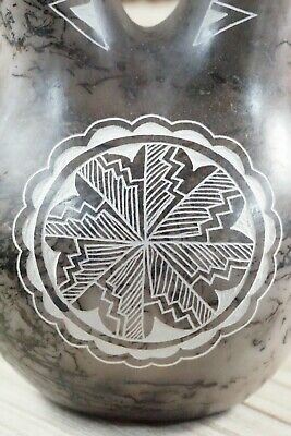 Acoma Pottery - Veronica Lewis