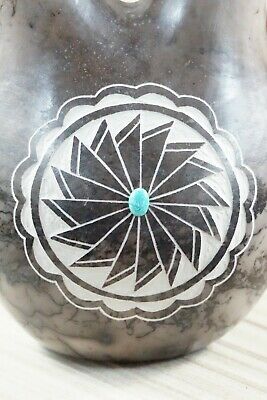 Acoma Pottery - Veronica Lewis
