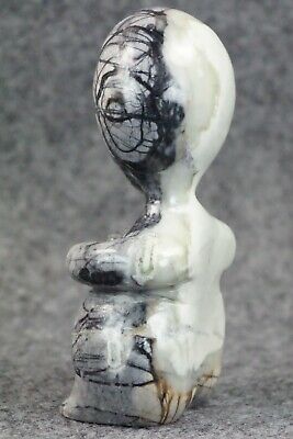 Alien Zuni Fetish Carving - Jonas Hustito